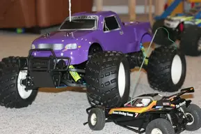 truckhornet.webp