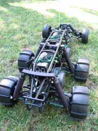 twin3rear.webp