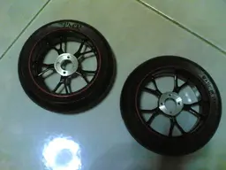 16042009002.webp