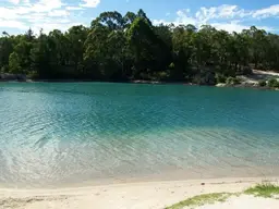 100_3852.webp