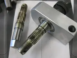 Rear+axle+and+carrier+%25283%2529.webp Rear+axle+and+carrier+%25283%2529.webp