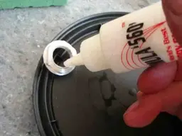 wheel nut glue.webp