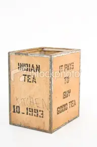 istockphoto_11394785-old-tea-chest-on-white.webp