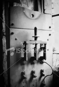istockphoto_2601445_power_switch.webp