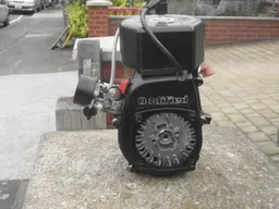 flywheel bal + lilted carb jeted for fueling  from bottom to top..webp