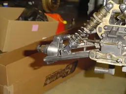XT front suspension 003.webp