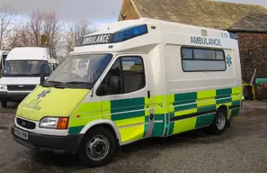 Ford_Transit_ambulance.webp